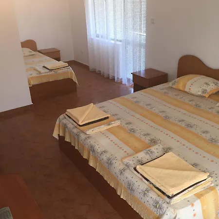 게스트하우스 кадиеви 프리모르스코