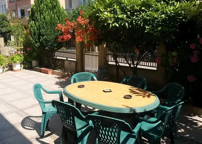 Casa de hóspedes кадиеви