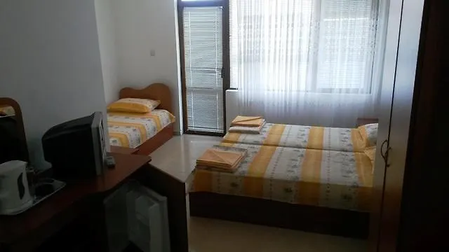 кадиеви Casa de hóspedes Primorsko